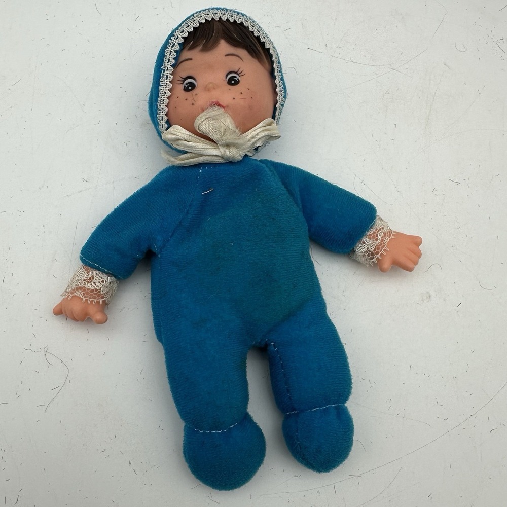 Vintage stuffed Bean Doll 1970s  Made In Hong Kong Unsure On Brand 7"